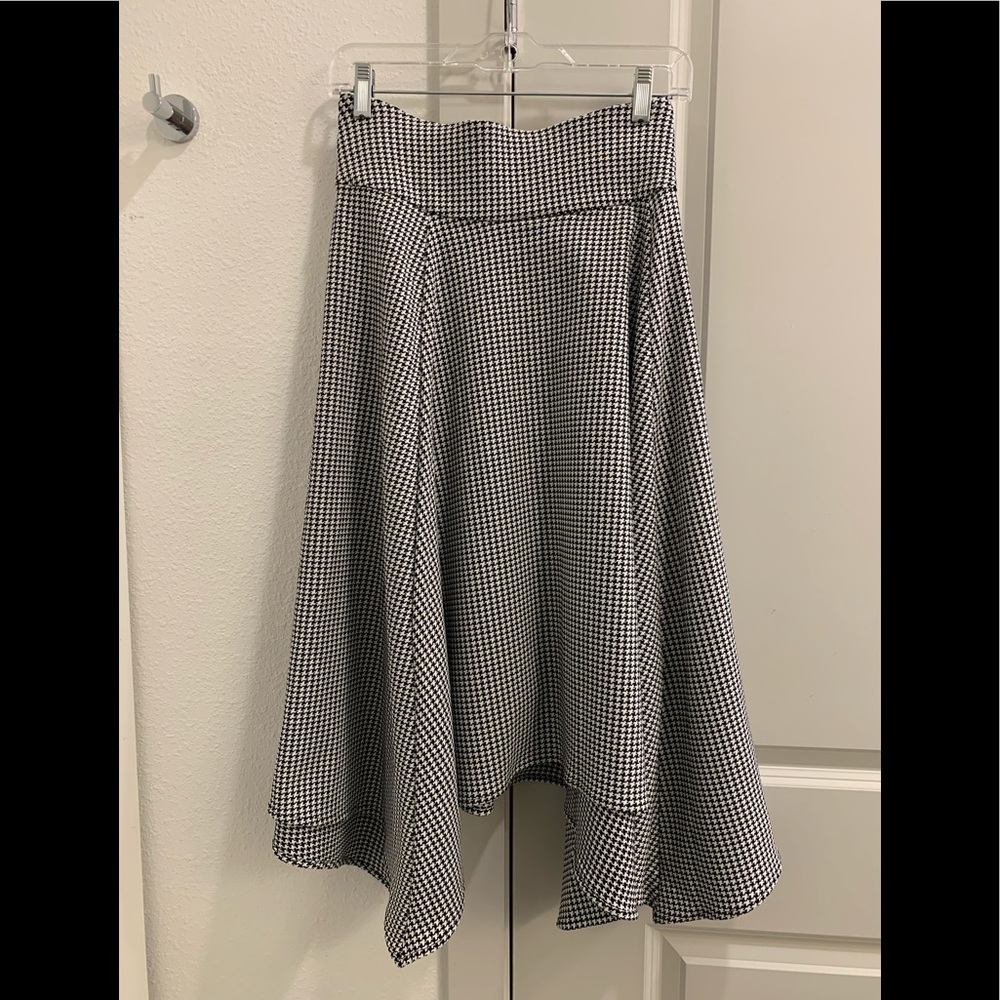 Lane Bryant Asymmetrical hem skirt size 14/16